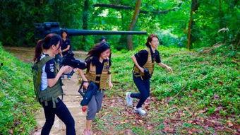 成人锻炼视频室外,跟随视频轻松塑形