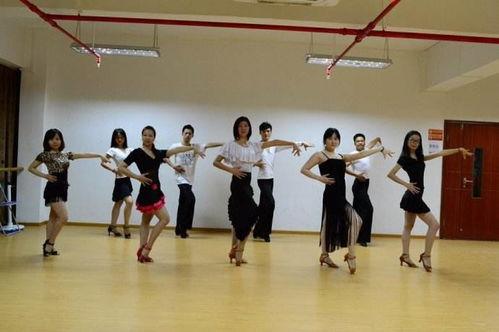 拉丁舞成人花絮视频,激情四溢的舞动瞬间