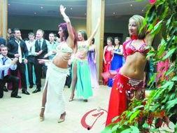 成人礼美女跳舞视频高清,高清美女舞蹈视频惊艳亮相