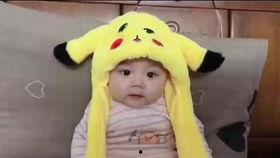 成人给幼崽拜年视频,幼崽拜年视频里的温馨时刻