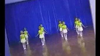 成人清晨节奏舞蹈视频教学,舞蹈唤醒活力新一天