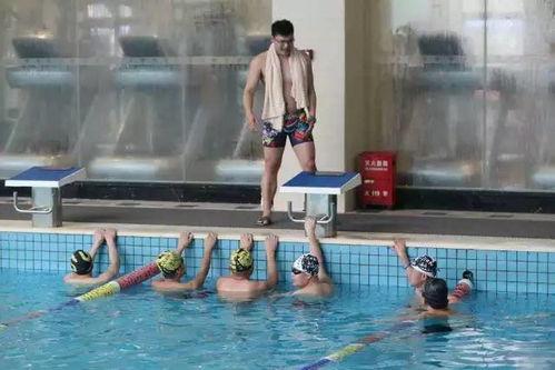 桦甸成人游泳视频大全